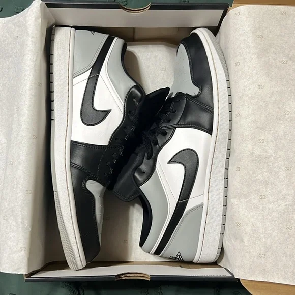Jordan 1  Low - Size 15 
LT smoke grey /Black/White  color combo. - Picture 10 of 12